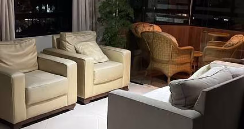 Apartamento Alto Padrão - Reformado