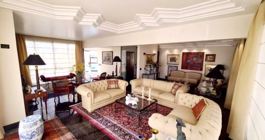 Apartamento à venda no bairro Moema - São Paulo/SP, Zona Sul