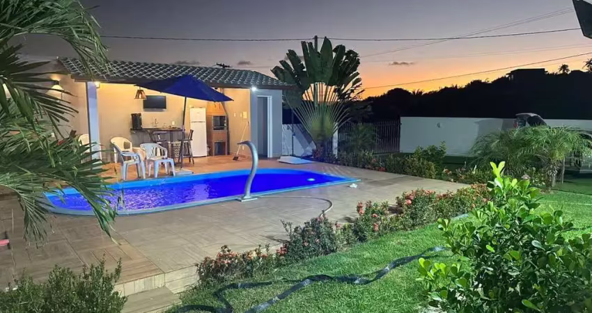 Casa para temporada em entre rios, condomínio aguas de sauípe, 3 dormitórios, 2 suítes, 2 banheiros, 2 vagas