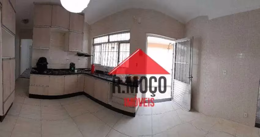 Casa com 3 quartos à venda na Rua Lamaçais, 900, Vila Carmosina, São Paulo