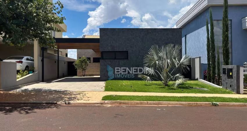 Casa de 211m² com 03 quartos à venda em condomínio - Vila do Golfe