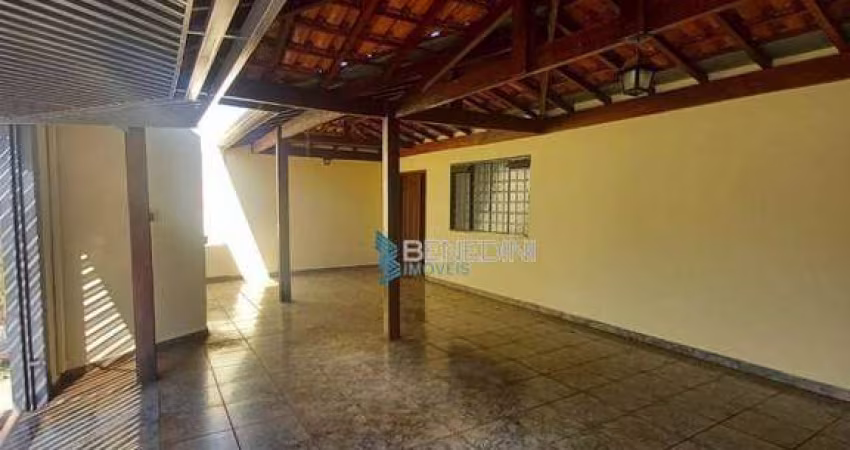 Casa com 3 dormitórios à venda, 157 m² por R$ 565.000,00 - Jardim das Acácias - Cravinhos/SP