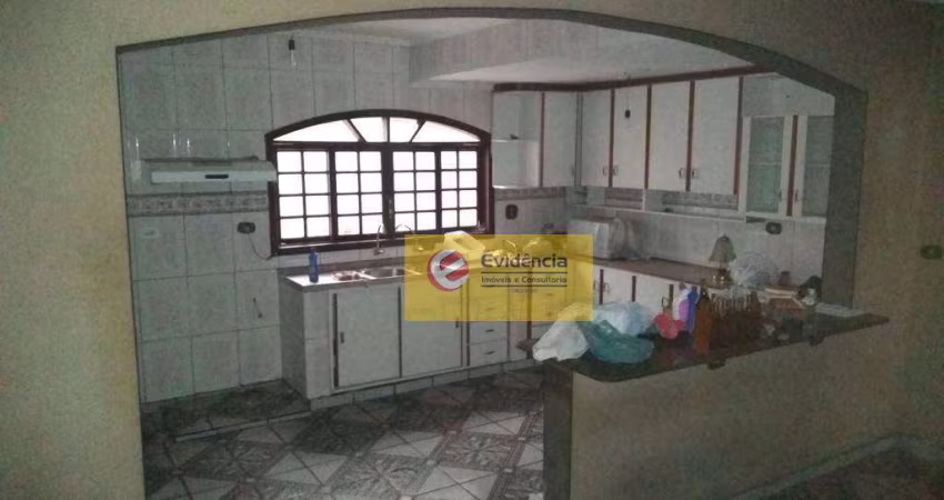 Sobrado com 3 dormitórios à venda, 210 m² por R$ 550.000,00 - Jardim Cambuí - Santo André/SP