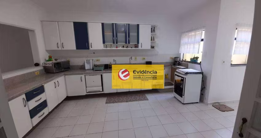 Sobrado com 3 dormitórios à venda, 380 m² por R$ 1.325.000,00 - Vila Alice - Santo André/SP