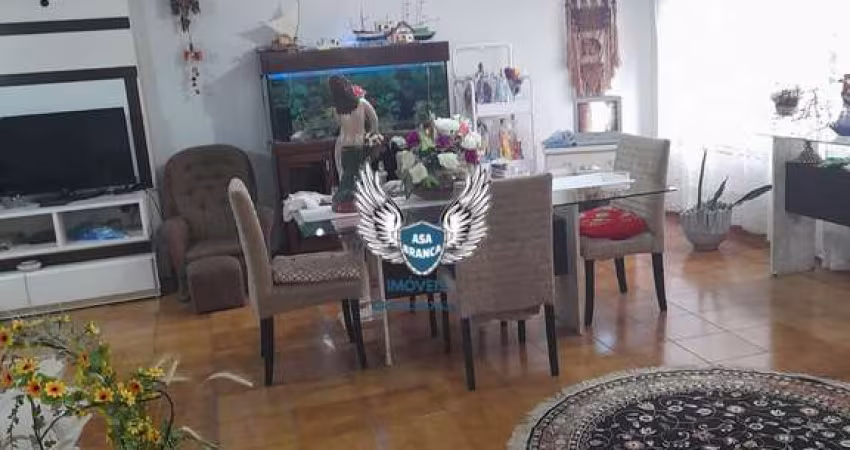 CASA TÉRREA  COM 05 QUARTOS  EM SANTANA AO LADO DO COLÉGIO MILITAR DO EXÉRCITO