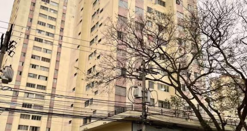 APARTAMENTO EM SANTANA COM 02 DORMITÓRIOS