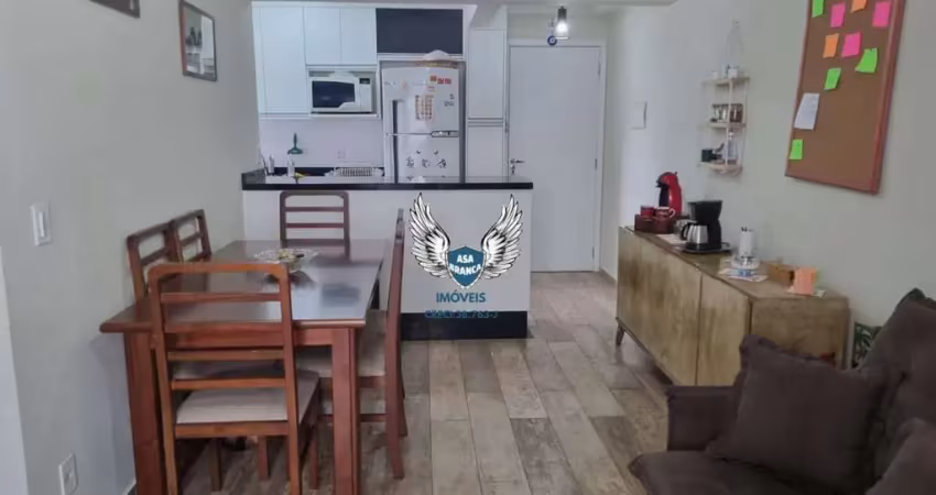 Apartamento com 03 dormitórios, sendo 01 suíte com 01 vaga de garagem à 10 minut