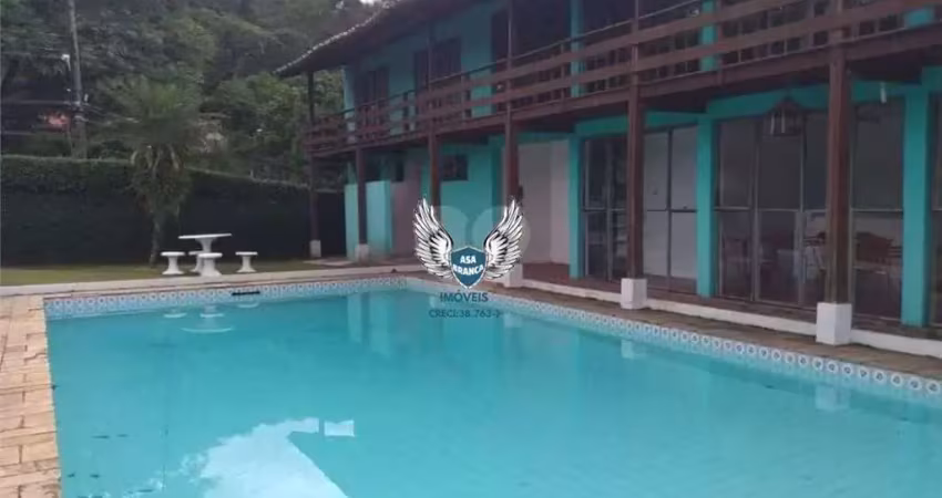 CHÁCARA EM MARIPORÃ PARA FESTAS OU MORADIA