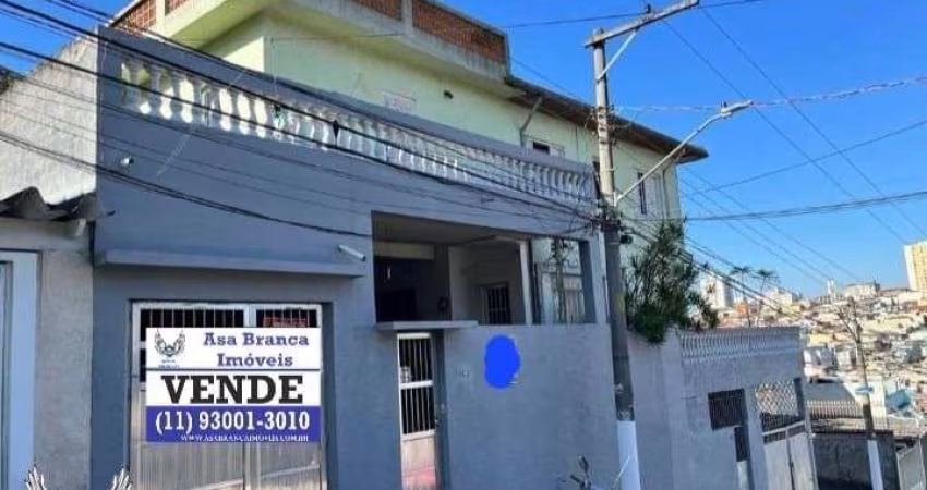 SOBRADO DE 03 SUÍTES E 02 VAGAS DE GARAGEM, PERTO DO SHOPPING METRÔ TUCURUVI