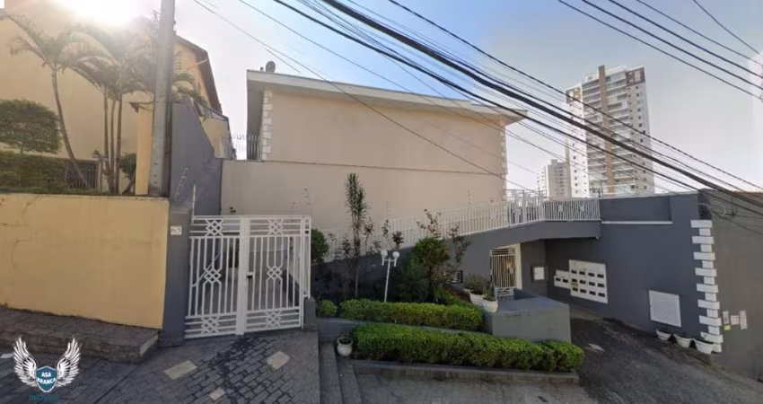 SOBRADO EM CONDOMINIO FECHADO NO LAUZANE PAULISTA  com  02 SUÍTE E 02 VAGAS DE G