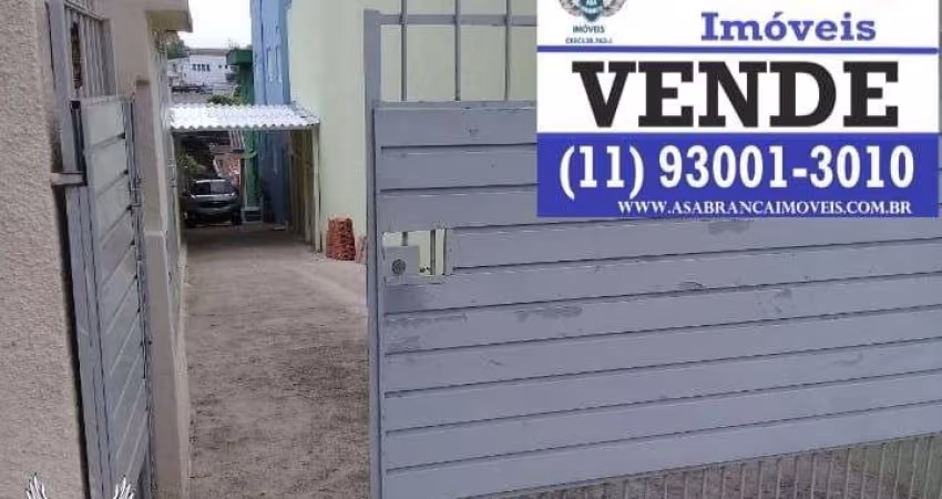 SOBRADO DE VILA COM 03 DORMITÓRIOS E 02 VAGAS DE GARAGEM