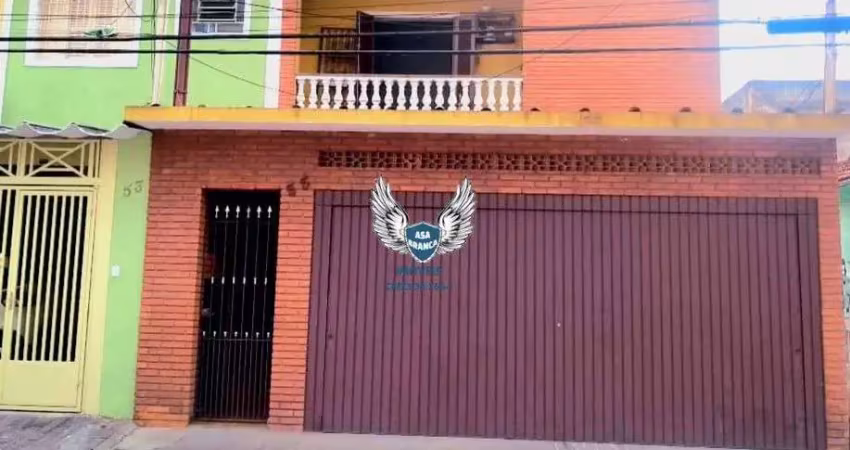 SOBRADO EM SANTANA COM 03 DORMITÓRIOS SENDO 01 SUÍTE E 04 VAGAS DE GARAGEM ( À 1