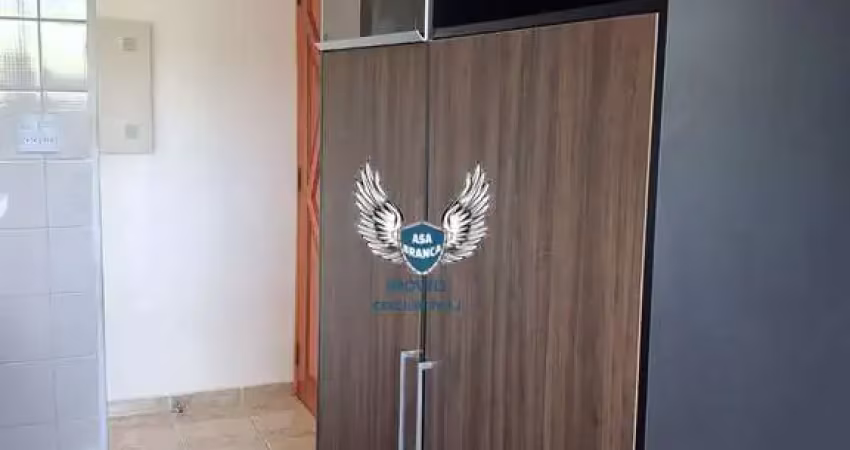 Apartamento no jardim peri 02 dormitórios e 01 vaga de garagem