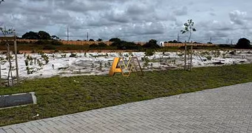 Terreno à venda no bairro GUARAJUBA - Camaçari/BA