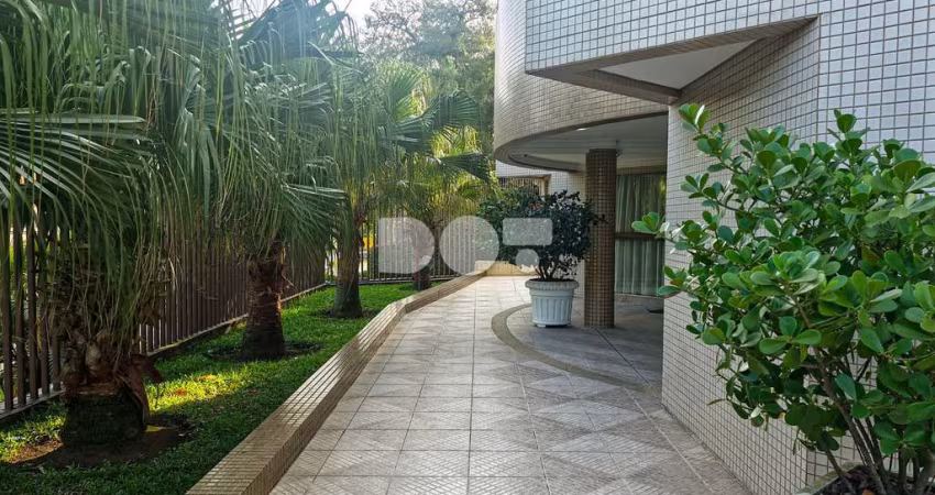 Apartamento com 3 quartos para alugar na Rua Jaime Balão, 975, Hugo Lange, Curitiba