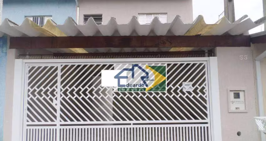 Sobrado com 3 dormitórios à venda, 119 m² por R$ 690.000,00 - Vila Figueira - Suzano/SP