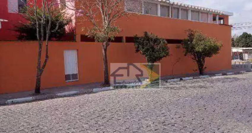 Casa com 3 quartos à venda na Rua Leonor Edmee de Castro, Jardim Suzanópolis, Suzano