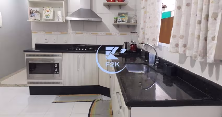 Excelente sobrado à venda em Jordanópolis, 3 quartos sendo 1 suíte, área gourmet