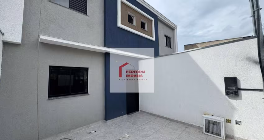 Casa à venda em São Paulo-SP, Itaquera: 2 quartos, 2 suítes, 2 banheiros, 2 vagas, 66m². Venha conferir!