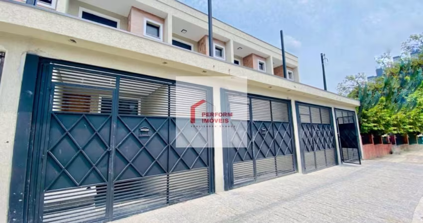 Sobrado frontal com  3 dormitórios no bairro da Penha/SP.
