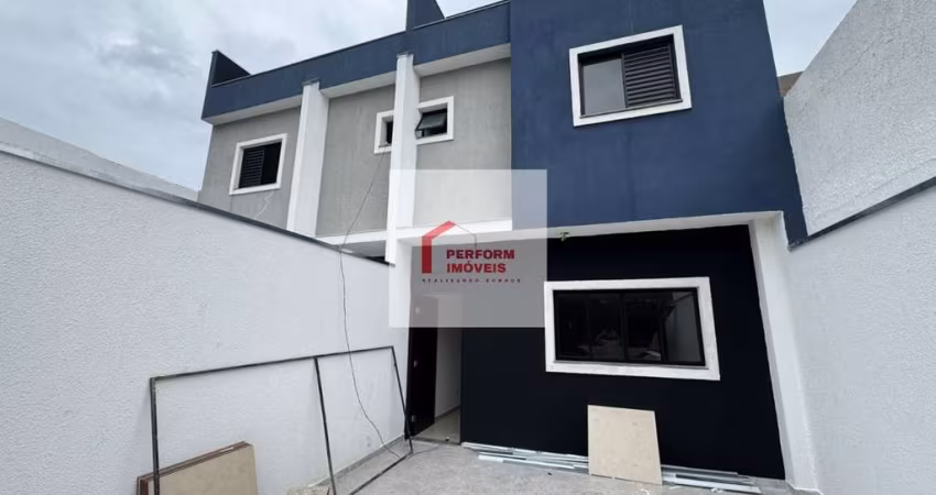 Imperdível Casa à Venda em Itaquera - São Paulo-SP! 3 Quartos, 1 Suíte, 1 Sala, 2 Banheiros, 2 Vagas de Garagem, 114m².