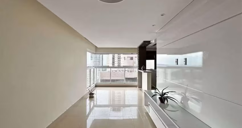 Apartamento com 02 suítes para locação, a 500 metros do parque vaca brava, de 68m², r$3.500,00 mês no setor bueno em goiânia/go
