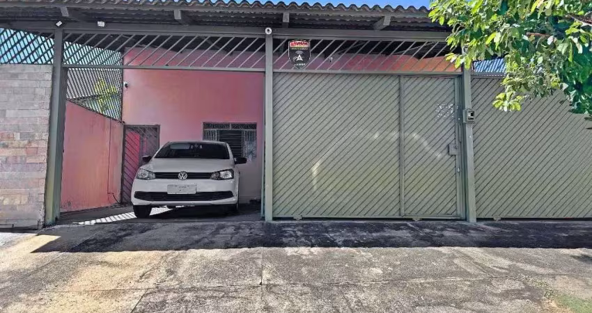 Casas totalizando 303 m² com 03 e 02 quartos à venda por R$ 600.000 no Jardim América - Goiânia/GO