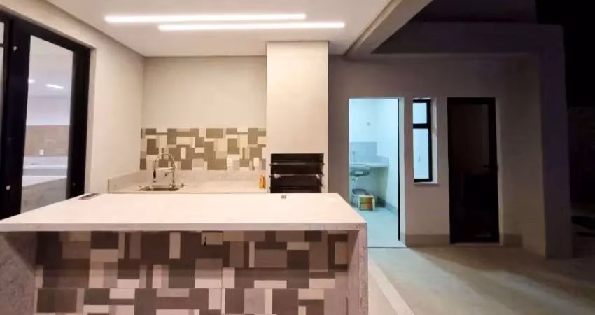 Sobrado com 4 dormitórios à venda, 285 m² por R$ 1.750.000,00 - Jardins Capri - Senador Canedo/GO