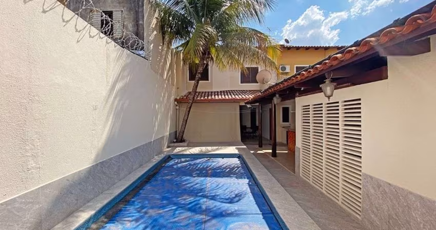 Sobrado de 247 m² com 05 quartos à venda por R$ 1.200.000 no Setor Bueno - Goiânia/GO