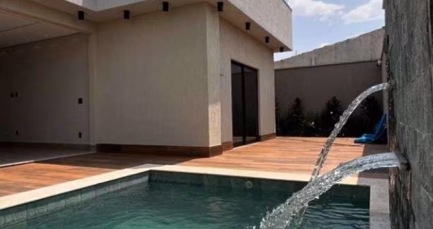 Casa com 3 dormitórios à venda, 220 m² por R$ 990.000,00 - Garavelo Residencial Park - Aparecida de Goiânia/GO