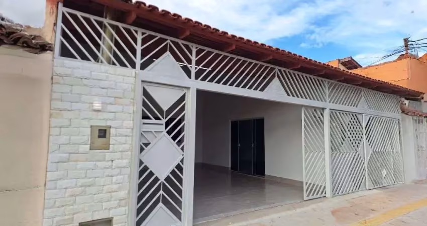 Casa com 3 dormitórios à venda, 260 m² por R$ 580.000,00 - Setor Faiçalville - Goiânia/GO