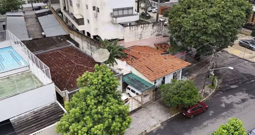 Casa de 345 m² com 03 quartos à venda por R$ 3.300.000 no Setor Oeste - Goiânia