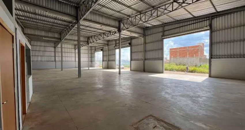 Galpão de 606 m² para alugar por R$ 12.500/mensais no Setor Sul - Trindade
