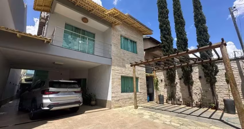 Sobrado de 257 m² com 03 quartos à venda por r$ 1.790.000 no jardim américa - goiânia