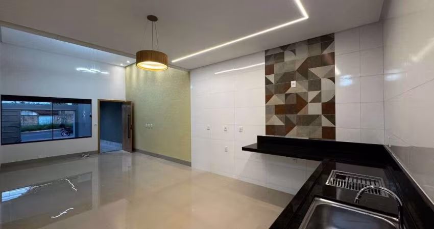 Casa de 121 m² com 3 quartos à venda por R$ 600.000 no Residencial Brisas da Mata - Goiânia