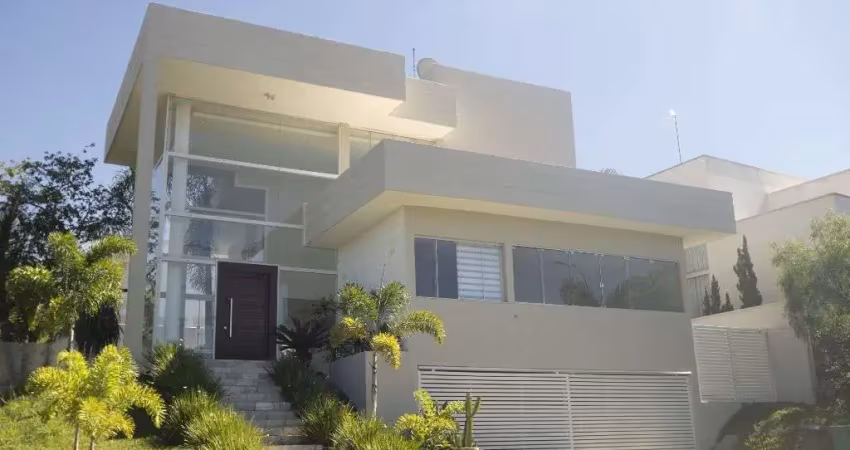 Sobrado de 404 m² com 03 suítes à venda por r$ 4.400.000 no alphaville flamboyant residencial araguaia - goiânia