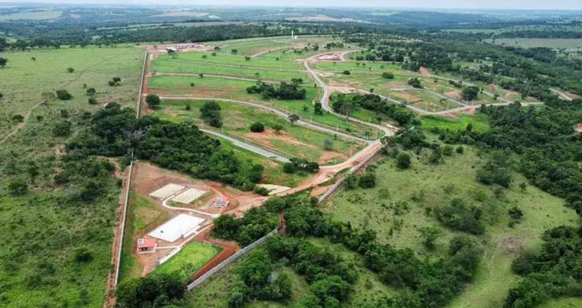 Lote de 1780 m² à venda por r$ 450.000 no condomínio residencial de chácaras aldeia das águas - bela vista de goiás