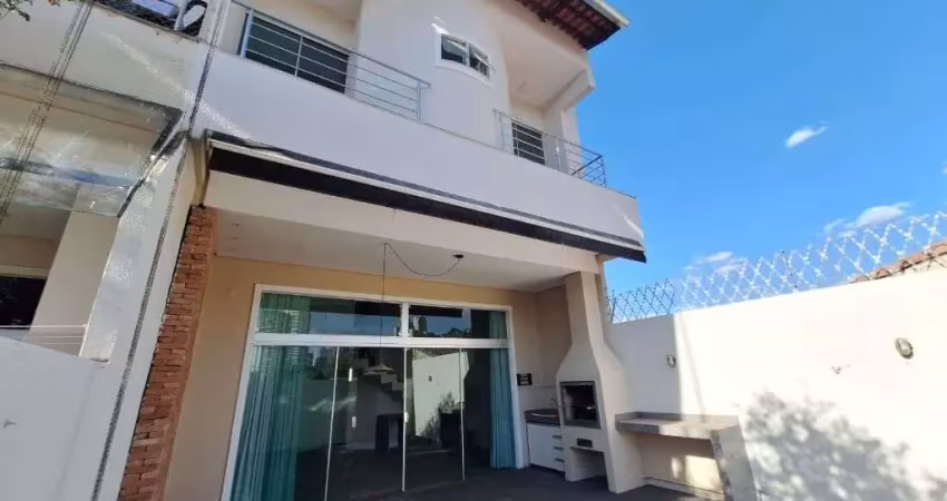 Sobrado de 109 m² com 03 quartos à venda, por r$ 730.000 - jardim goiás - goiânia