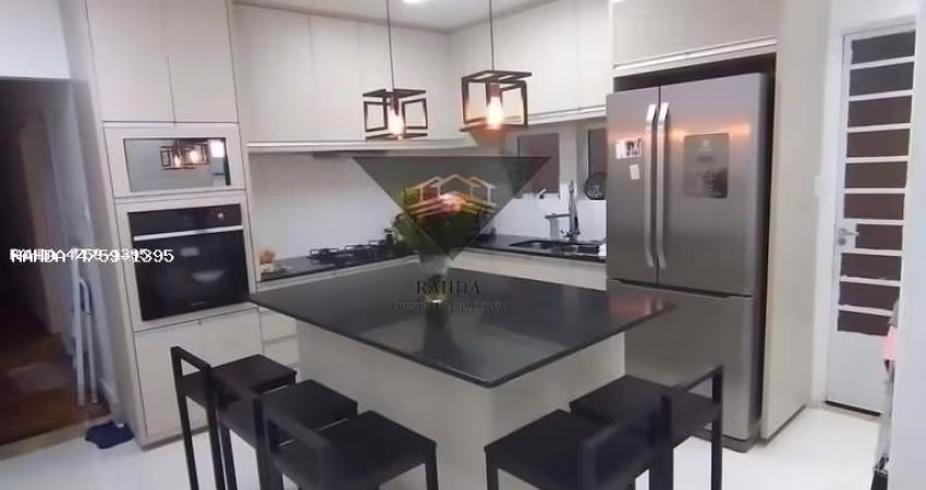 Casa para Venda em Mogi das Cruzes, Centro, 3 dormitórios, 2 banheiros, 2 vagas