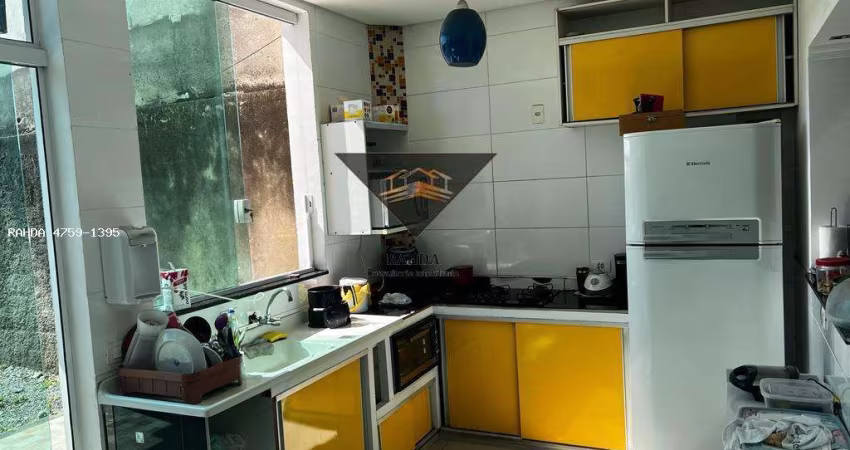 Sobrado para Venda em Suzano, Jardim Marcia, 3 dormitórios, 2 suítes, 3 banheiros, 6 vagas