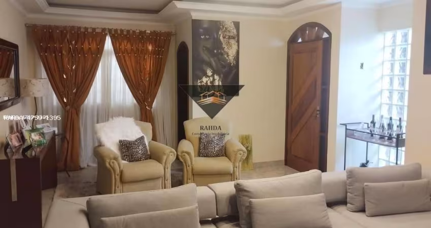 Casa para Venda em Mogi das Cruzes, Jardim Universo, 4 dormitórios, 1 suíte, 4 banheiros, 4 vagas