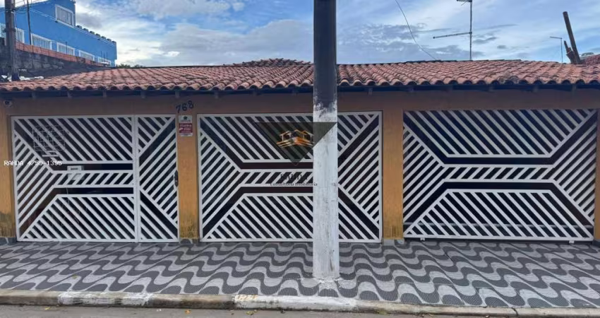 Casa para Venda em Suzano, Parque Maria Helena, 3 dormitórios, 1 suíte, 1 banheiro, 3 vagas