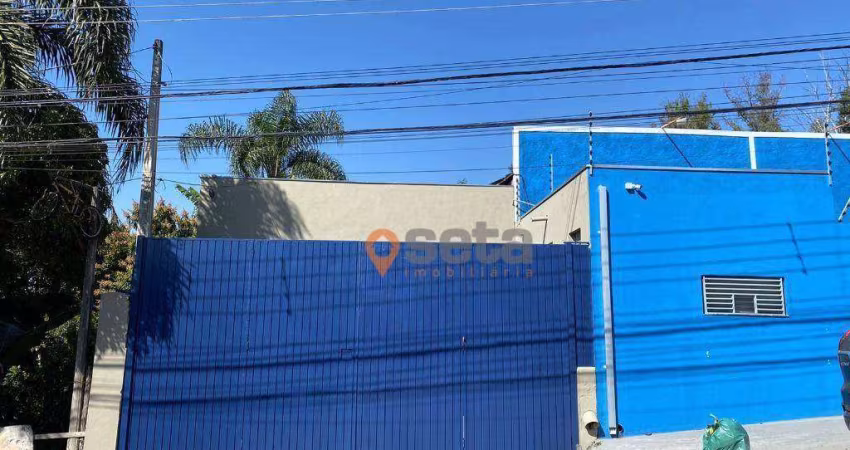 Galpão, 217 m² - venda por R$ 850.000,00 ou aluguel por R$ 4.200,00/mês - Vila São Benedito - São José dos Campos/SP