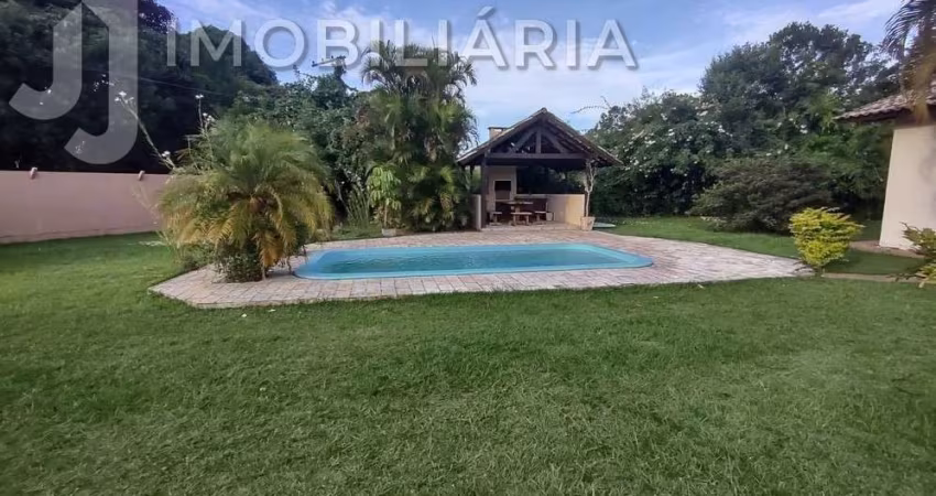 Casa Residencial com 5 quartos  à venda, 156.00 m2 por R$980000.00  - Sao Joao Do Rio Vermelho - Florianopolis/SC