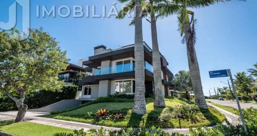 Casa residencial com 7 quartos  à venda, 780.00 m2 por r$24000000.00  - jurere internacional - florianopolis/sc
