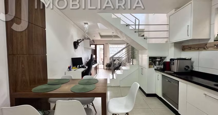 Sobrado com 2 quartos  à venda, 60.00 m2 por R$330000.00  - Ingleses Do Rio Vermelho - Florianopolis/SC