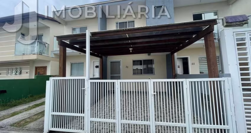 Sobrado com 2 quartos  para alugar, 66.00 m2 por R$3400.00  - Ingleses Do Rio Vermelho - Florianopolis/SC