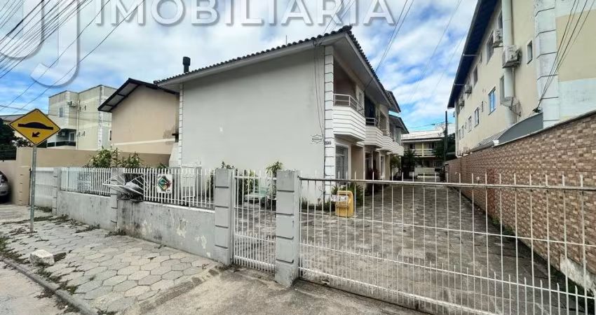 Casa Residencial com 2 quartos  à venda, 80.00 m2 por R$399000.00  - Ingleses Do Rio Vermelho - Florianopolis/SC