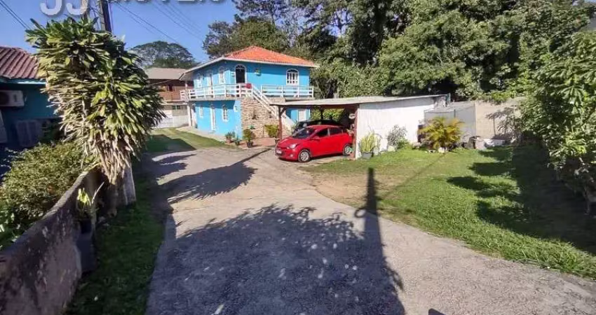 Casa residencial com 6 quartos  à venda, 276.00 m2 por r$2000000.00  - praia do santinho - florianopolis/sc
