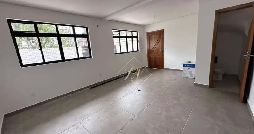 Maravilhoso sobrado, 03 suítes, churrasqueira em excelente localização em santos!!!